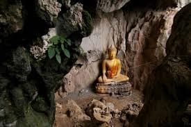ถ้ำผาเจาะ