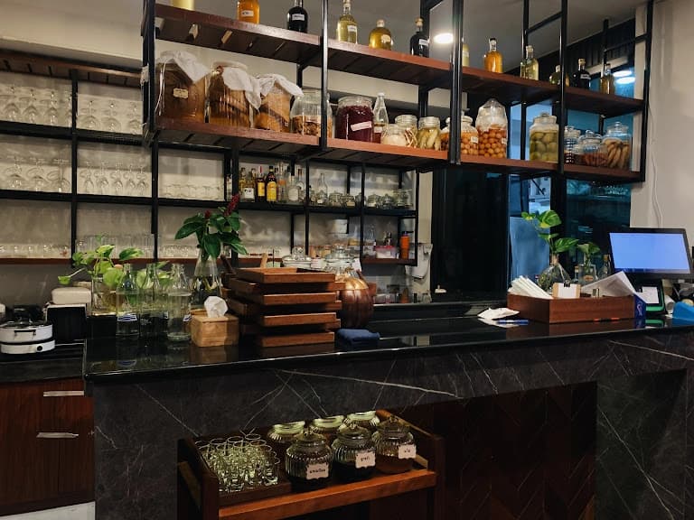 ร้านแก่น (Kaen)