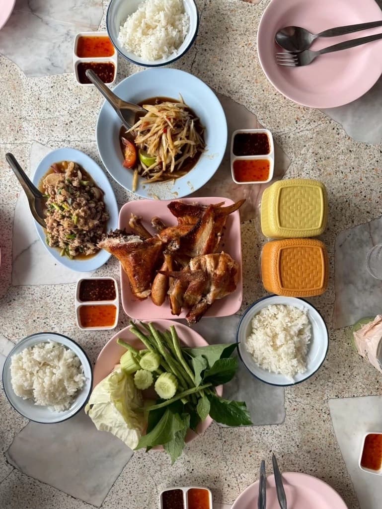 ไก่ย่างวรรณาเขาสวนกวาง